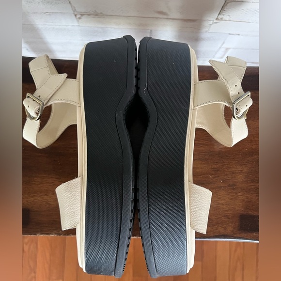 Sorel DAYSPRING Slide Women's Platform Sandal size 8.5 - Picture 9 of 9